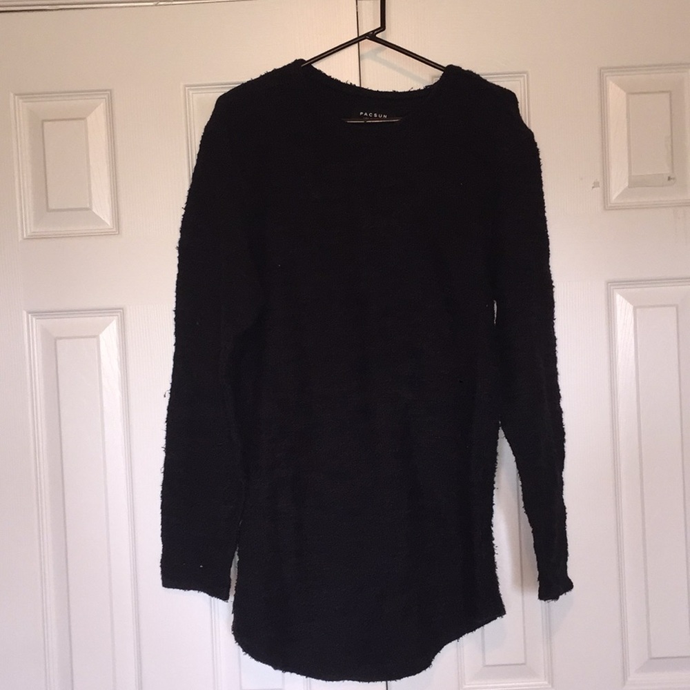 Men’s longline Pacsun sweater